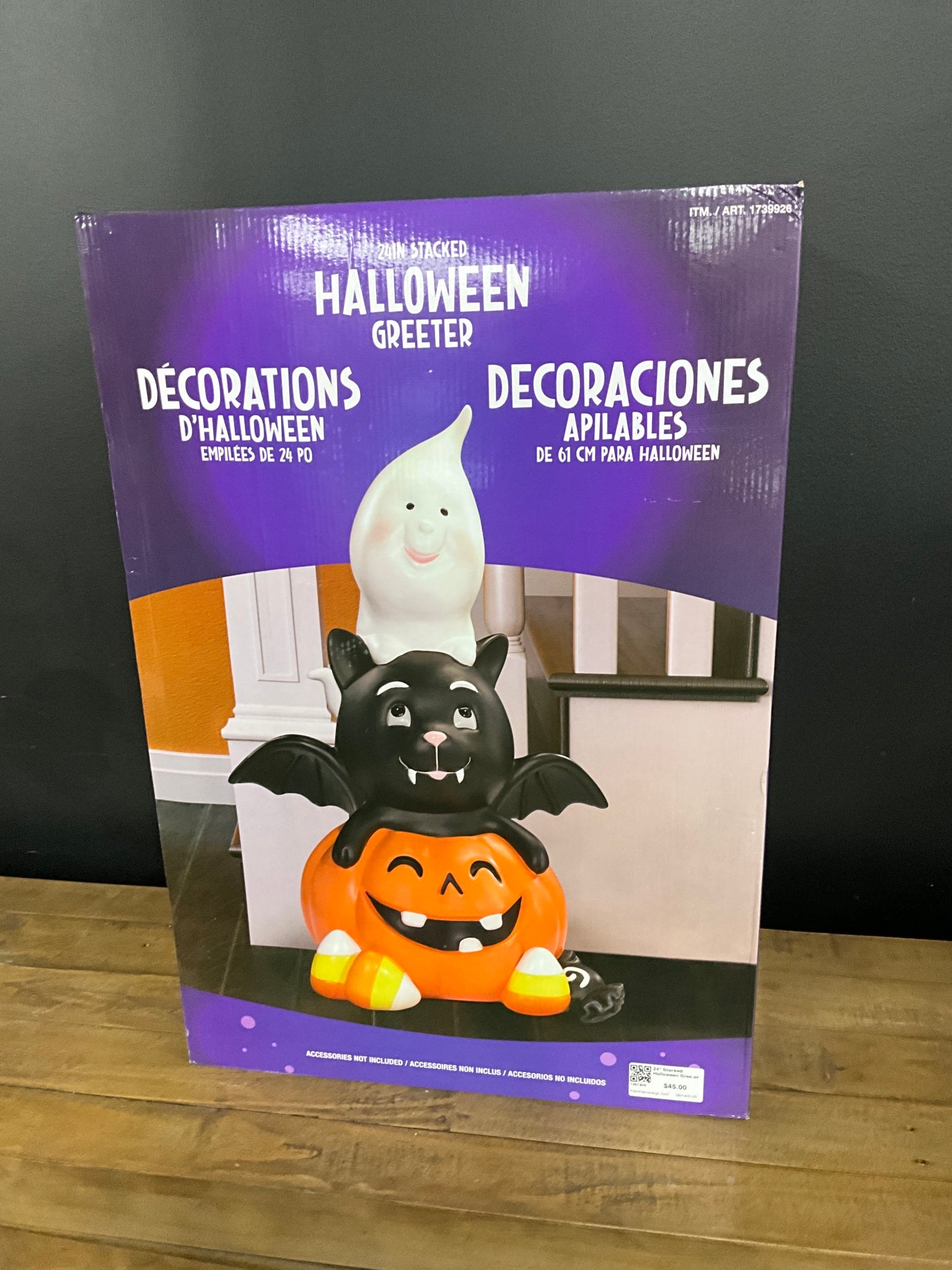 24" Stacked Halloween Greeter